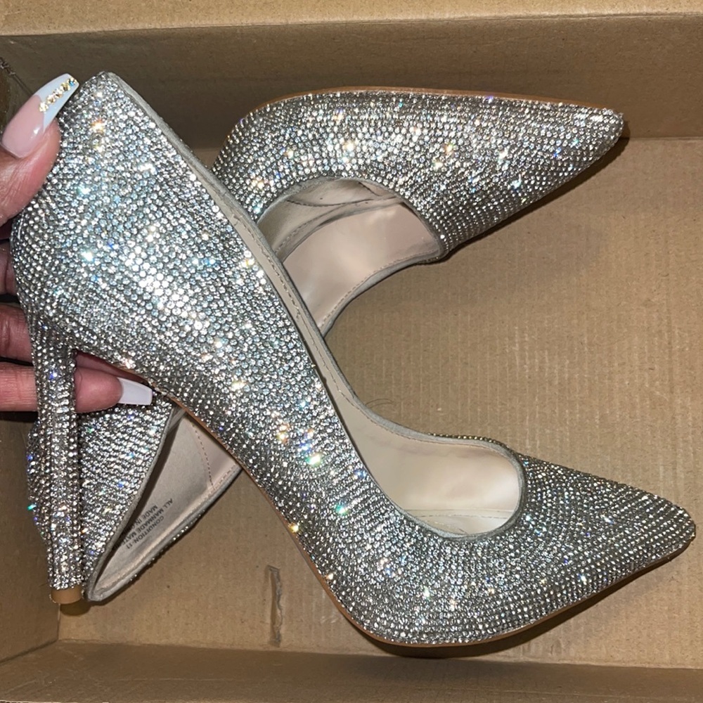 Rouge High Heels